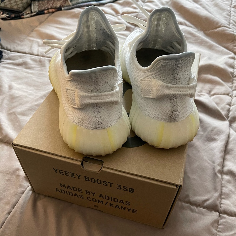 adidas Yeezy Boost 350 V2 Cream/Triple White 9.5 - Picture 6 of 8